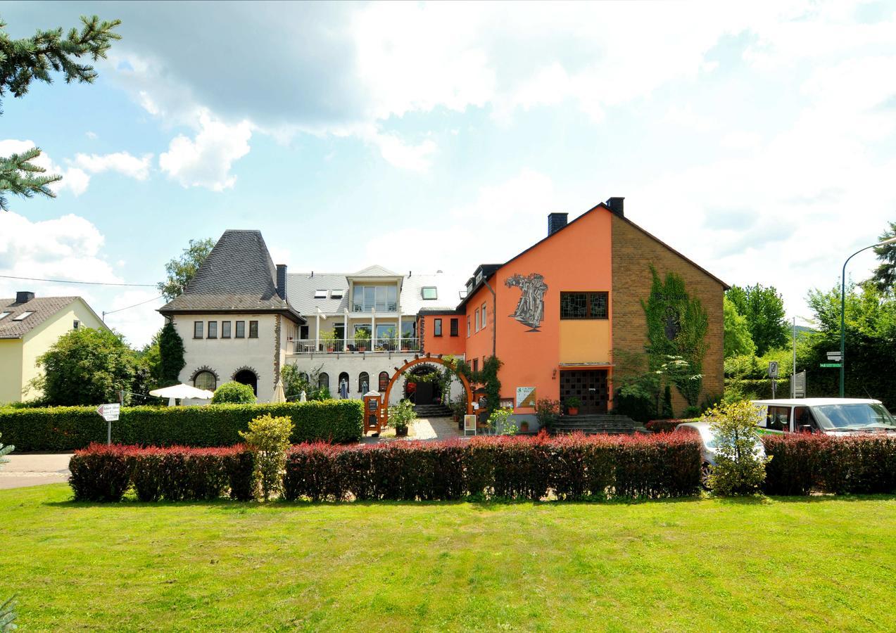 Gaestehaus Wein Im Turm Longuich Екстер'єр фото